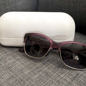 Oakley Woman’s Sunglasses